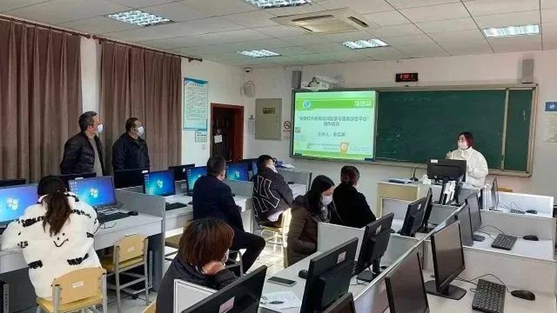 自考本科免考政策：官方解读与考生关注要点